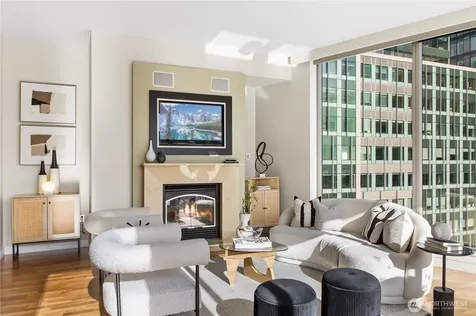 10650 NE 9th Place Bellevue WA 98004