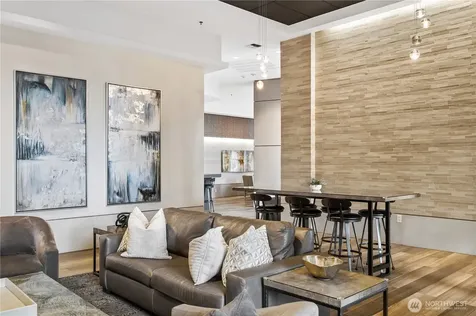 10650 NE 9th Place Bellevue WA 98004