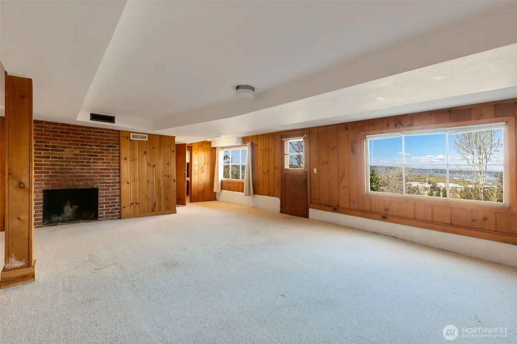 7508 56th Avenue NE Seattle WA 98115