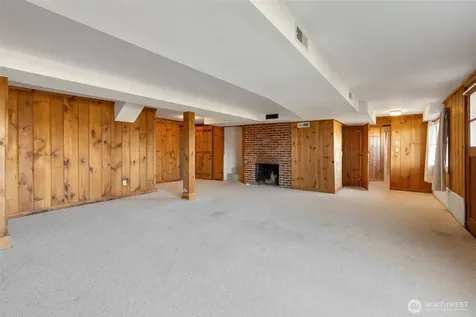 7508 56th Avenue NE Seattle WA 98115
