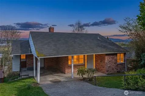 7508 56th Avenue NE Seattle WA 98115