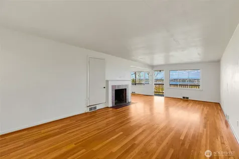 7508 56th Avenue NE Seattle WA 98115
