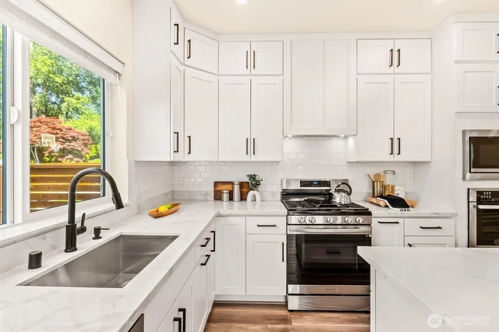 19528 22nd Avenue SE Bothell WA 98012