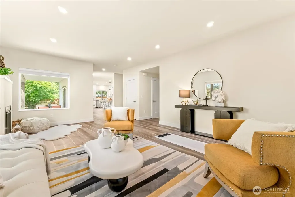 19528 22nd Avenue SE Bothell WA 98012