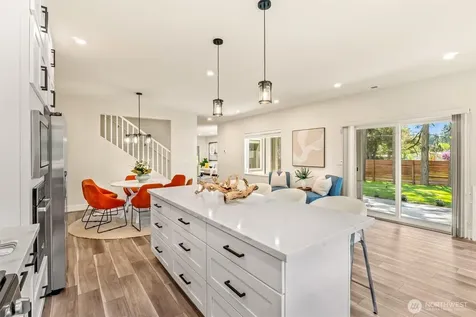 19528 22nd Avenue SE Bothell WA 98012