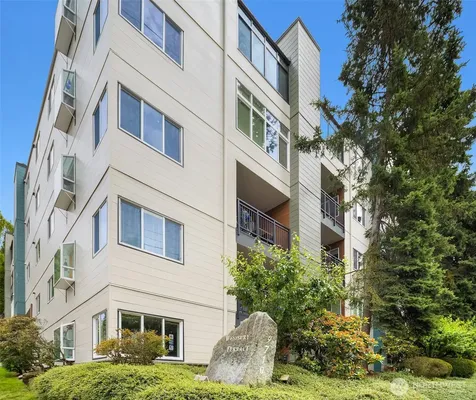 9710 5th Avenue NE Seattle WA 98115