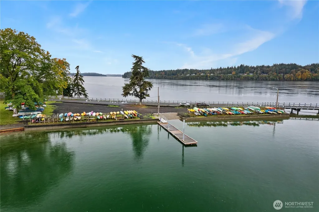 9823 Whitecap Drive NW Olympia WA 98502