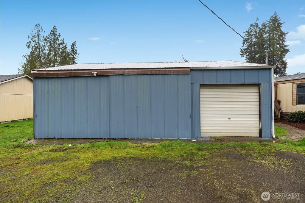 9823 Whitecap Drive NW Olympia WA 98502