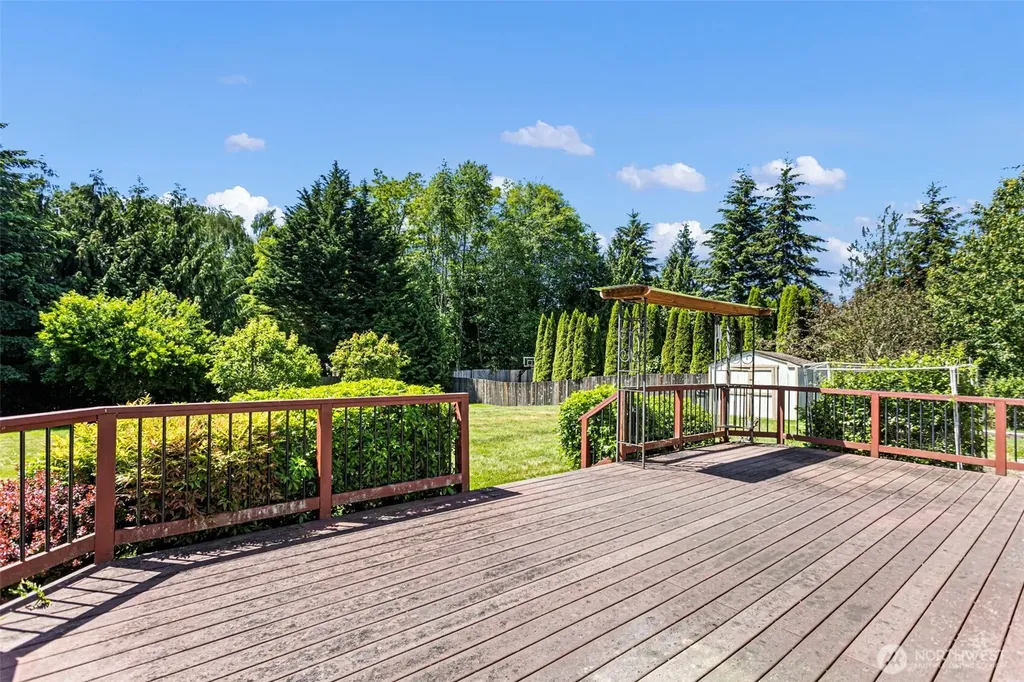 2324 Steamboat Loop E Port Orchard WA 98366