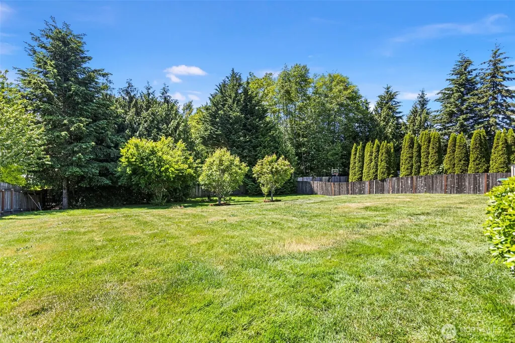2324 Steamboat Loop E Port Orchard WA 98366