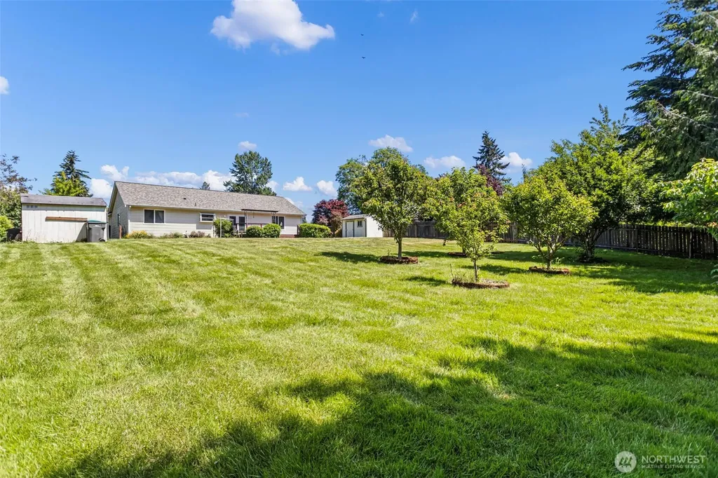 2324 Steamboat Loop E Port Orchard WA 98366