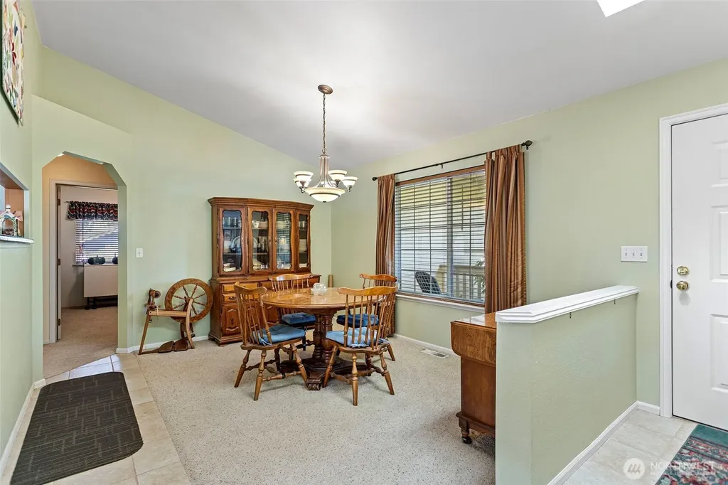 2324 Steamboat Loop E Port Orchard WA 98366