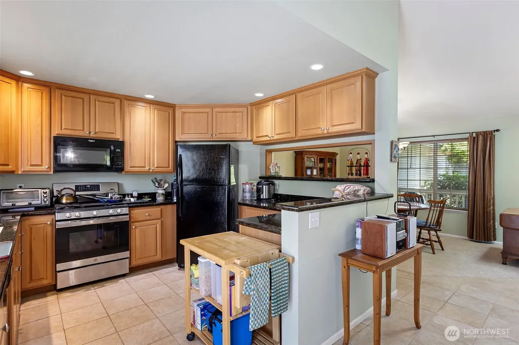 2324 Steamboat Loop E Port Orchard WA 98366