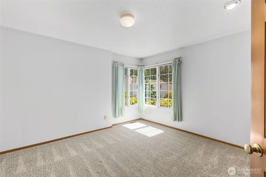 408 SW 336th Court Federal Way WA 98023