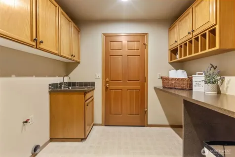 408 SW 336th Court Federal Way WA 98023