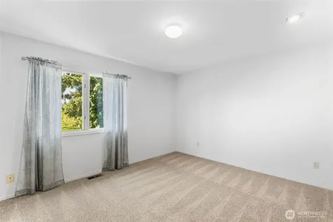 408 SW 336th Court Federal Way WA 98023