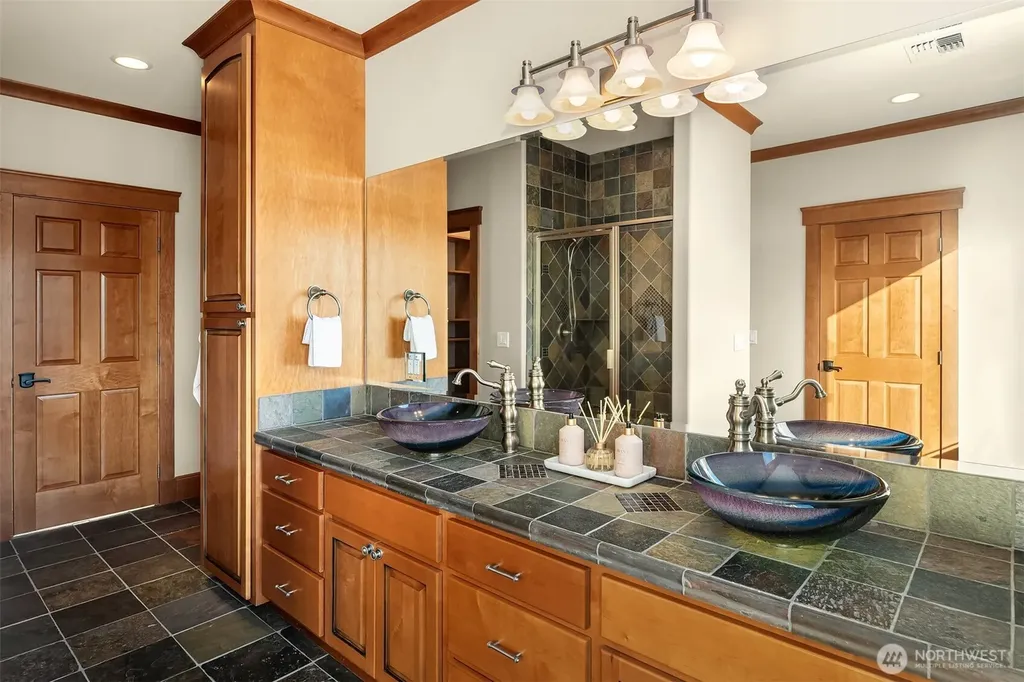 11712 84th Street NE Lake Stevens WA 98258