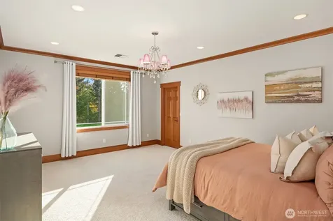 11712 84th Street NE Lake Stevens WA 98258