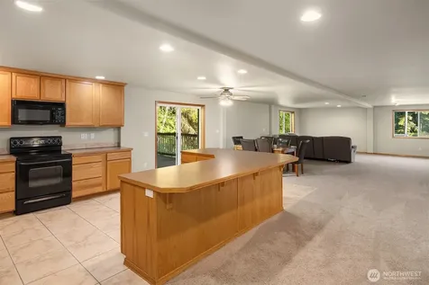 11712 84th Street NE Lake Stevens WA 98258