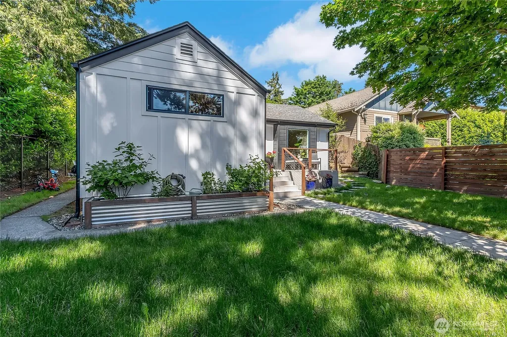 1314 S Madison Tacoma WA 98405