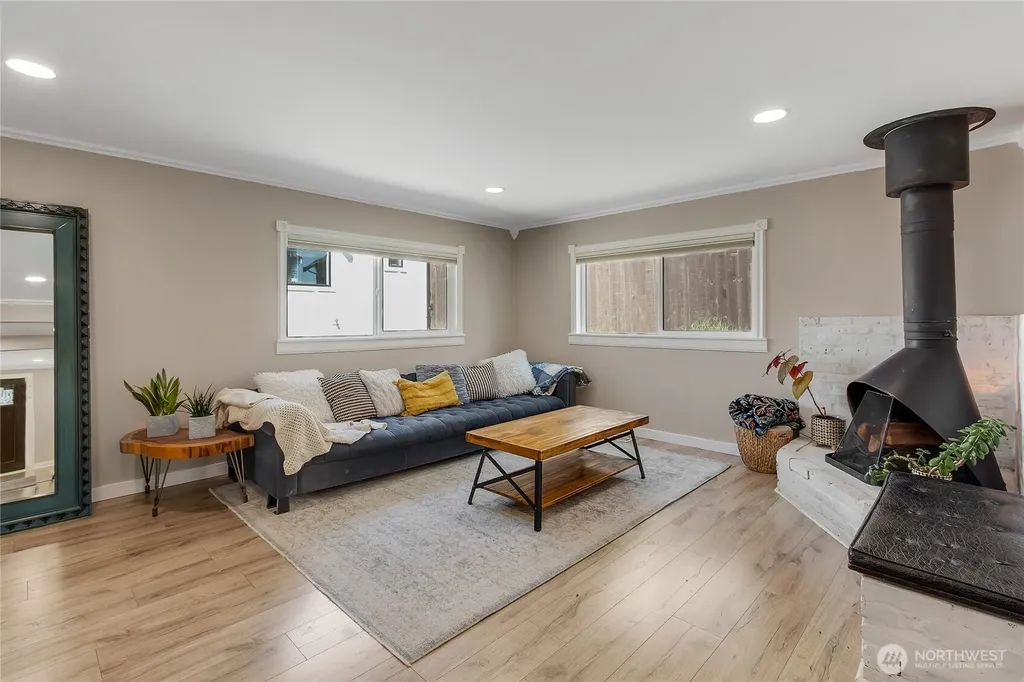 1314 S Madison Tacoma WA 98405
