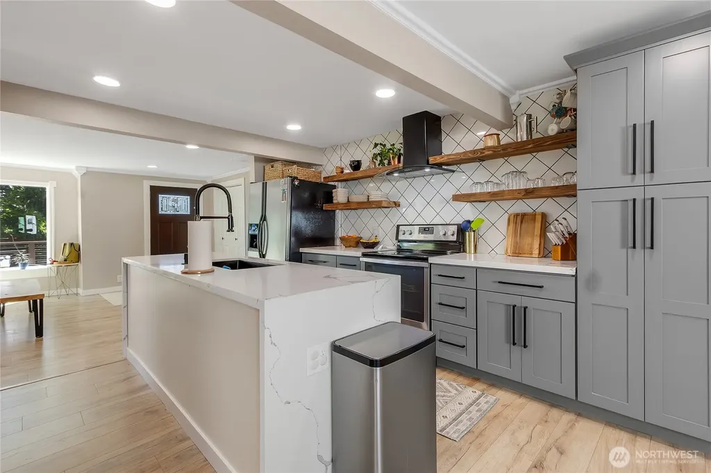 1314 S Madison Tacoma WA 98405