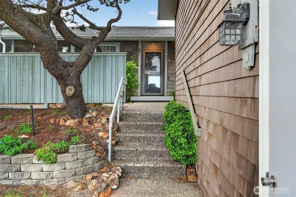 31617 G Street Ocean Park WA 98640