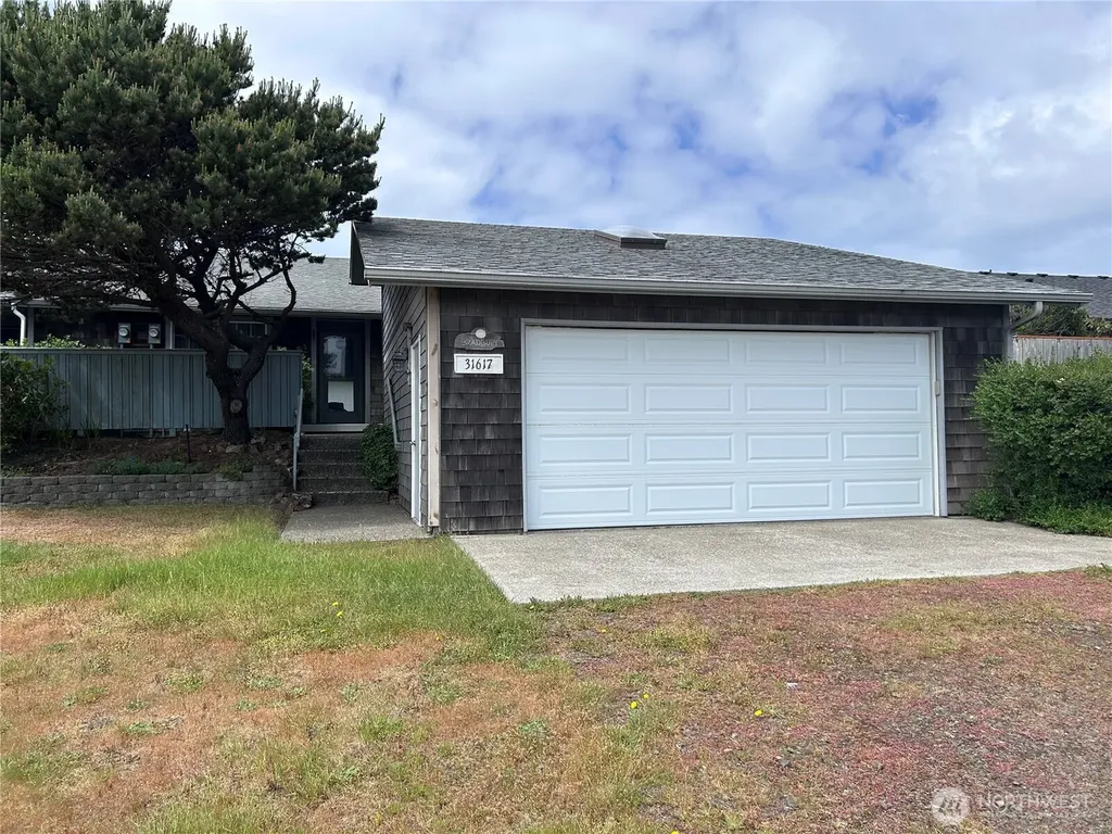31617 G Street Ocean Park WA 98640
