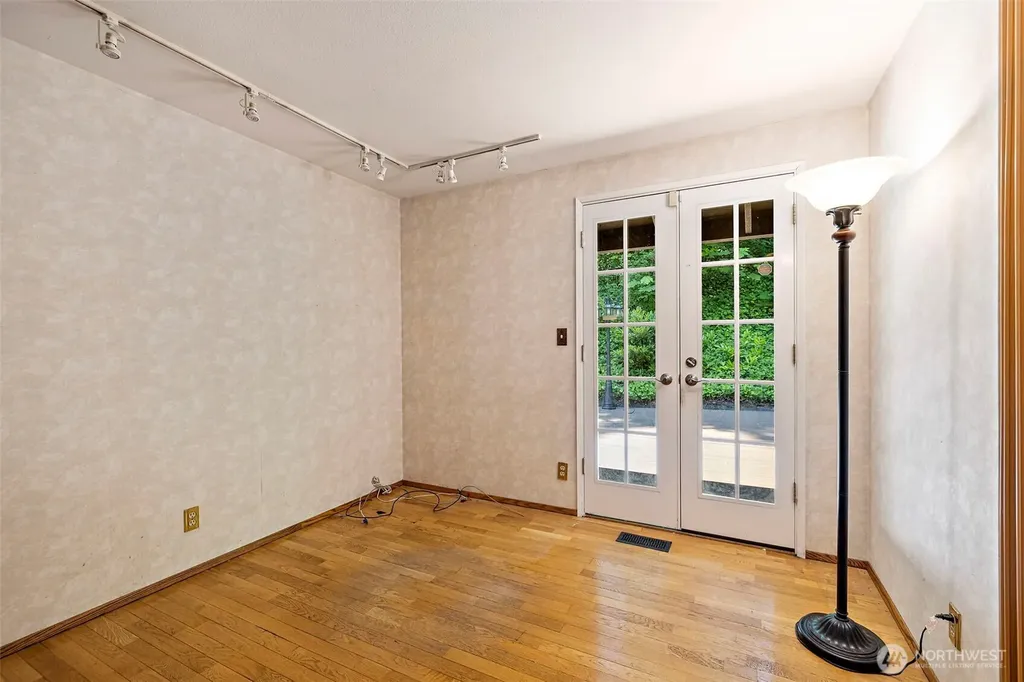 145 Big Bear Place NW Issaquah WA 98027
