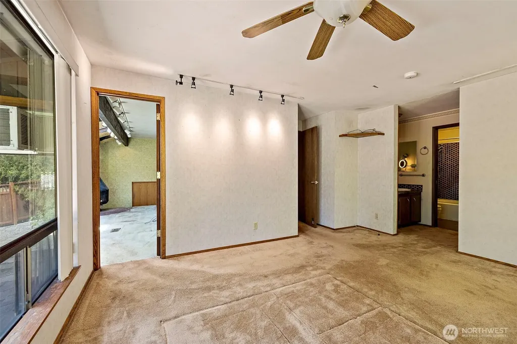 145 Big Bear Place NW Issaquah WA 98027