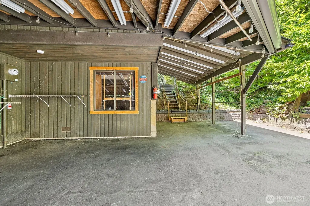 145 Big Bear Place NW Issaquah WA 98027