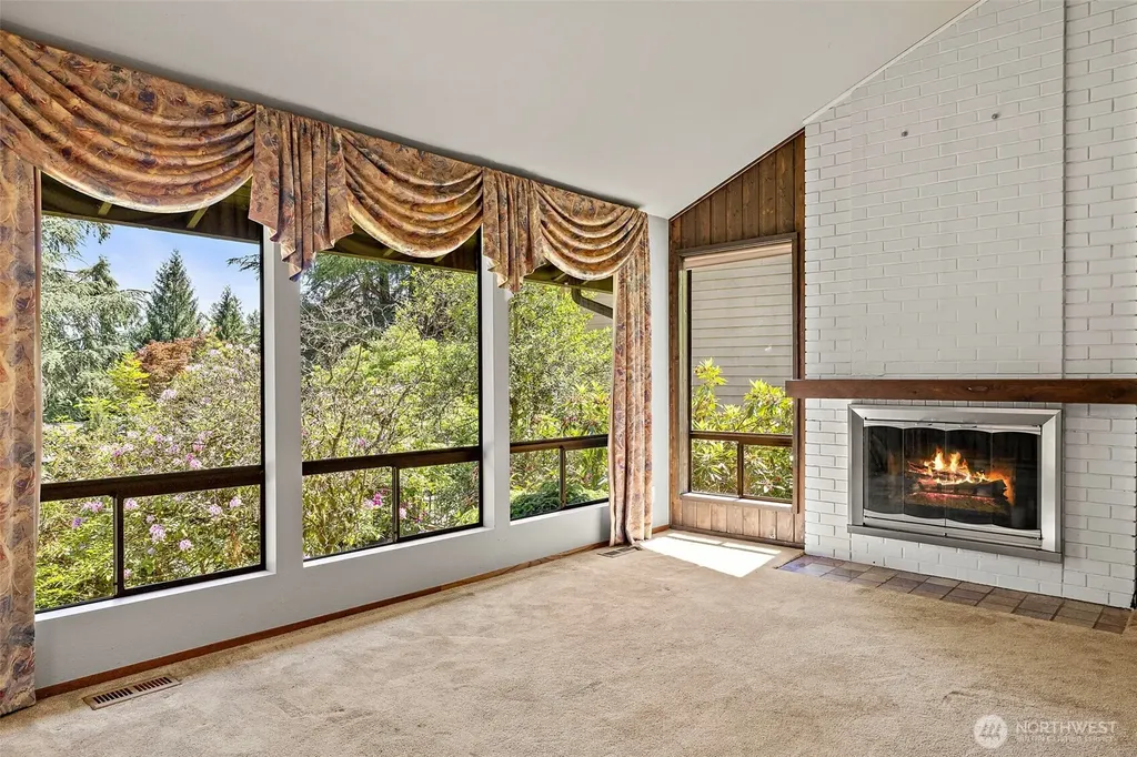 145 Big Bear Place NW Issaquah WA 98027