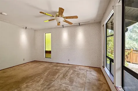 145 Big Bear Place NW Issaquah WA 98027