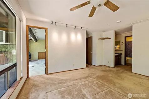 145 Big Bear Place NW Issaquah WA 98027