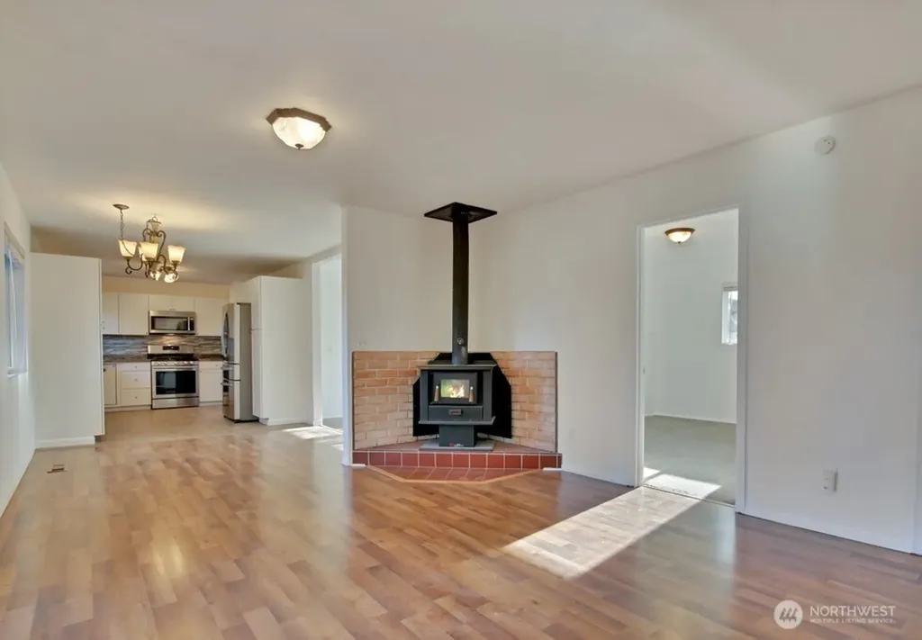 4108 80th Avenue W University Place WA 98466