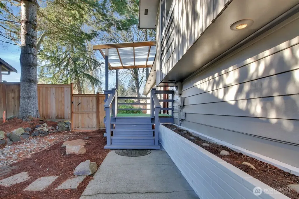 4108 80th Avenue W University Place WA 98466