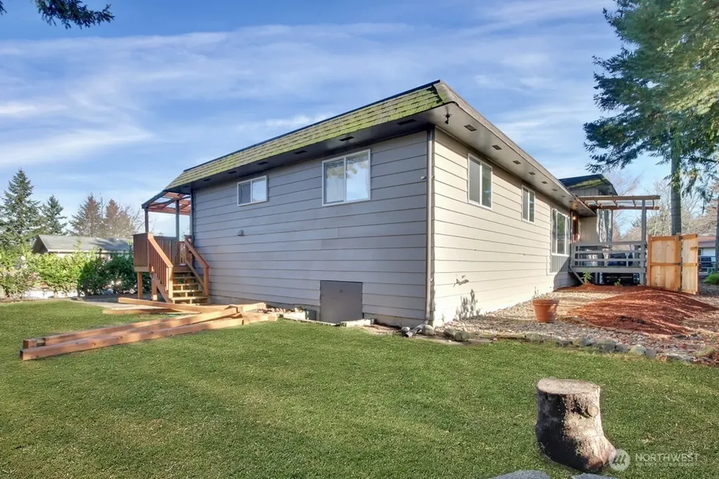 4108 80th Avenue W University Place WA 98466
