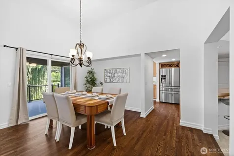 16306 Valhalla Drive Bothell WA 98011