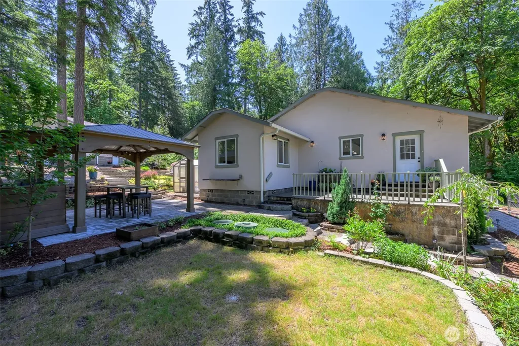 19290 E State Route 106 Belfair WA 98528