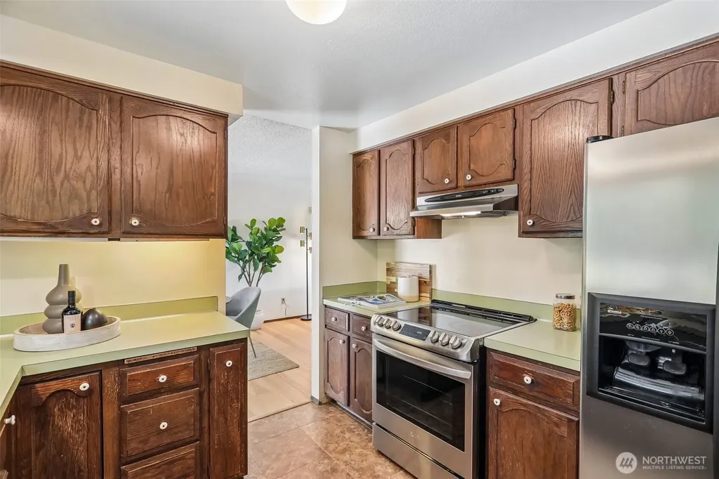 7509 42nd Avenue NE Seattle WA 98115