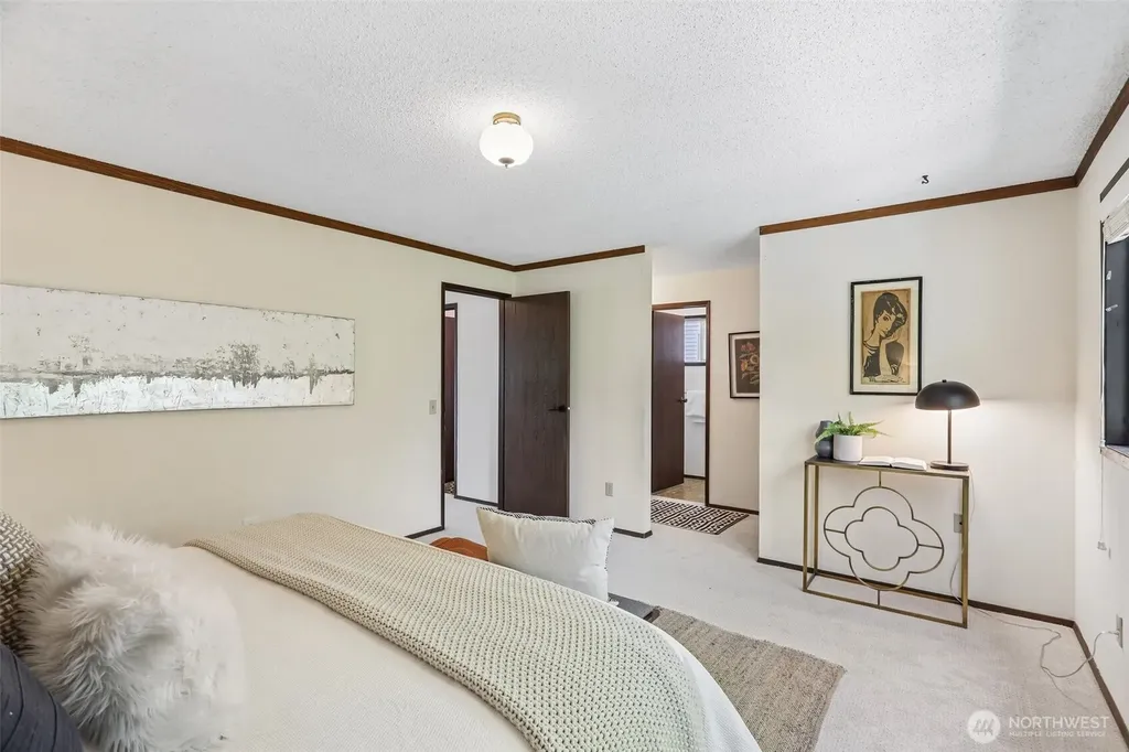 7509 42nd Avenue NE Seattle WA 98115