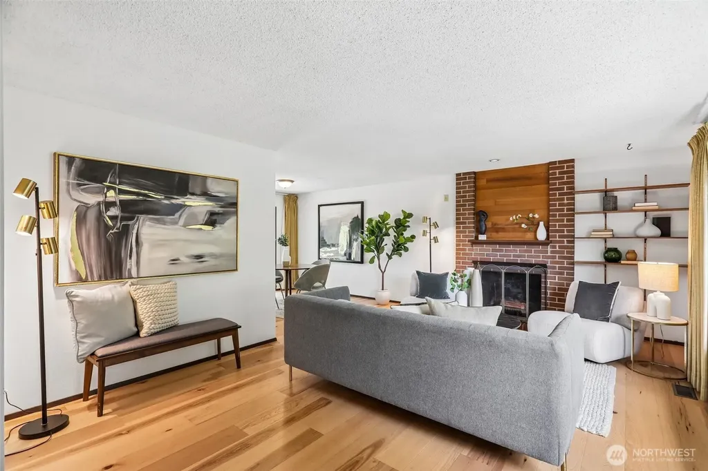 7509 42nd Avenue NE Seattle WA 98115