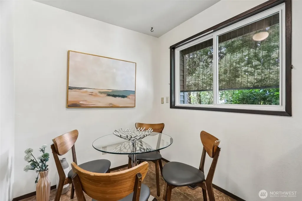 7509 42nd Avenue NE Seattle WA 98115
