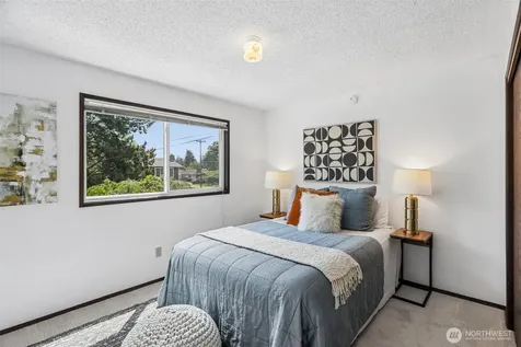 7509 42nd Avenue NE Seattle WA 98115