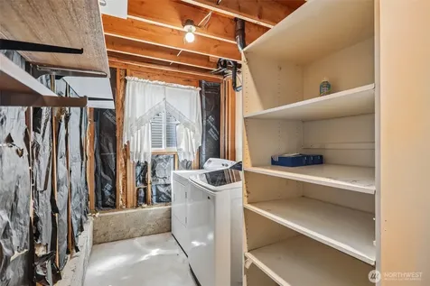 7509 42nd Avenue NE Seattle WA 98115
