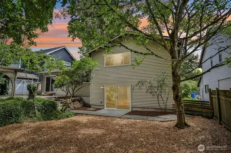 7509 42nd Avenue NE Seattle WA 98115