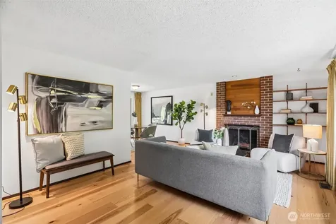 7509 42nd Avenue NE Seattle WA 98115