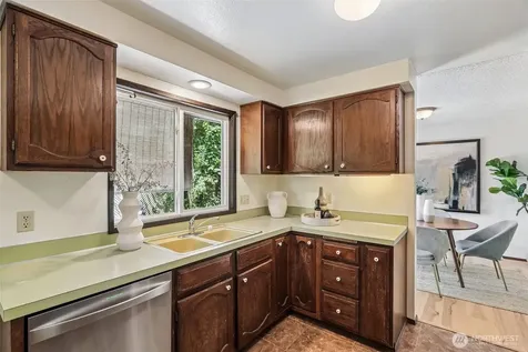 7509 42nd Avenue NE Seattle WA 98115