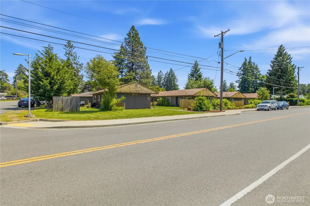 8303 John Dower Road SW Lakewood WA 98499