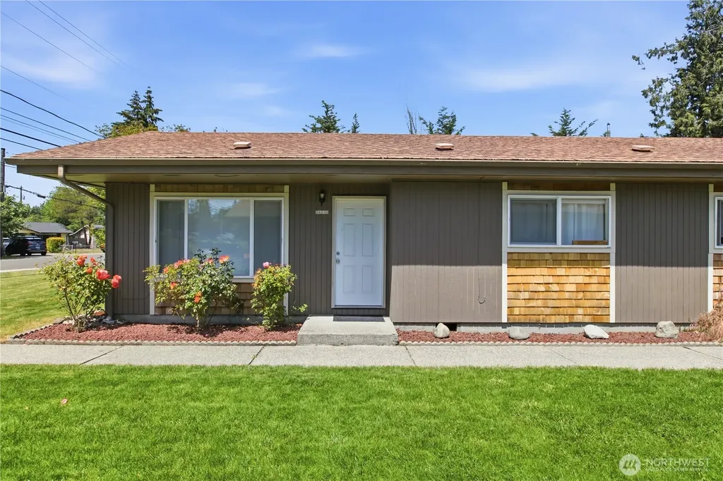 8303 John Dower Road SW Lakewood WA 98499